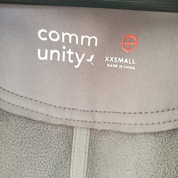 Community Jacket - Picture 3 of 3